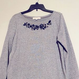 Embroidered gray sweater
